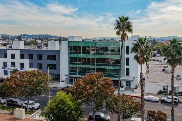 610 W Broadway, Glendale, CA 91204