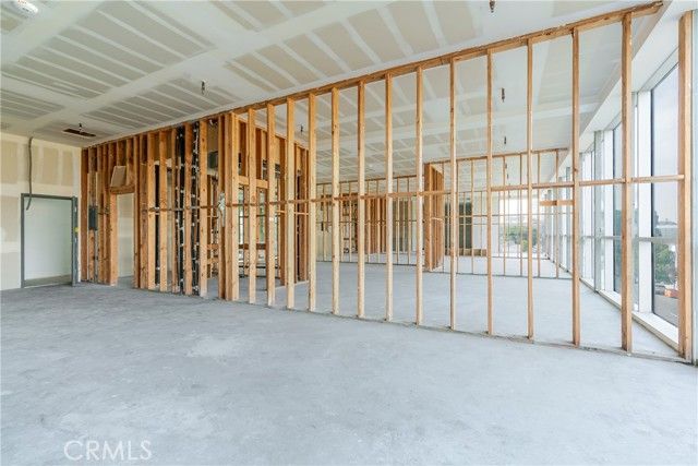 610 W Broadway, Glendale, CA 91204