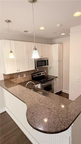 221 Semel Circle NW 249, Atlanta, GA 30309