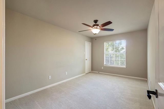 2004 Wood Glen DR, Round Rock, TX 78681