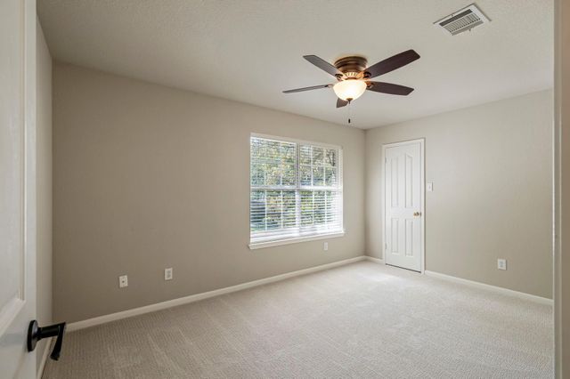 2004 Wood Glen DR, Round Rock, TX 78681