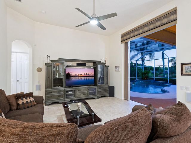 7311 WESTMINSTER COURT, University Park, FL 34201