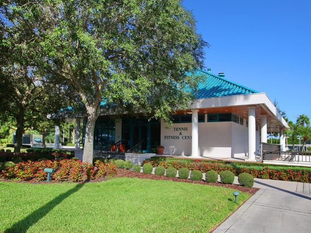 7311 WESTMINSTER COURT, University Park, FL 34201