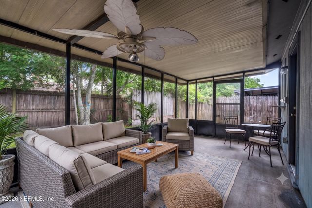 1344 BAY HILL Boulevard B, Orange Park, FL 32065