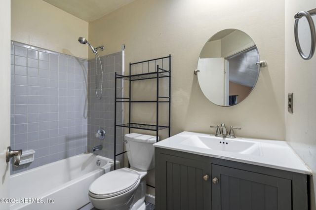 1344 BAY HILL Boulevard B, Orange Park, FL 32065