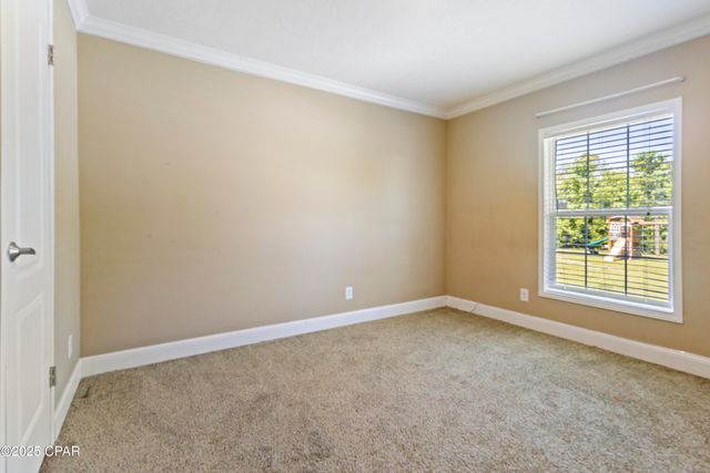 17929 Center Drive, Fountain, FL 32438