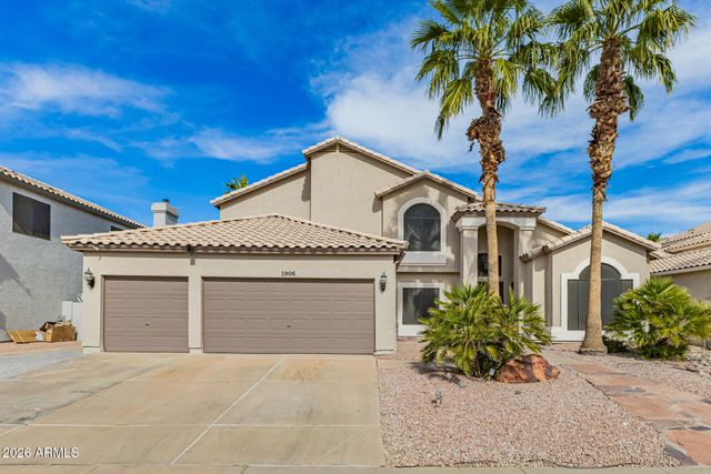 1906 W REDFIELD Road, Gilbert, AZ 85233
