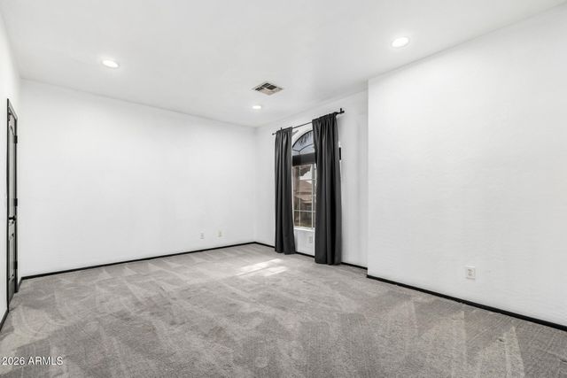 1906 W REDFIELD Road, Gilbert, AZ 85233