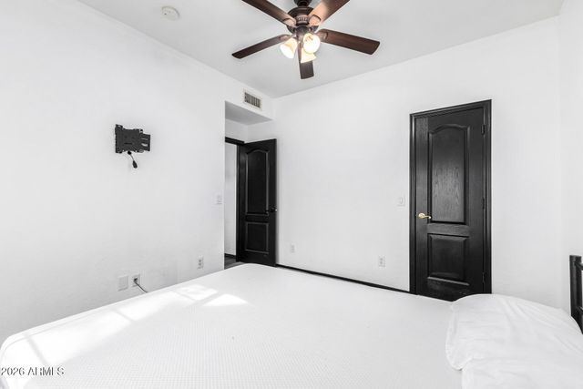 1906 W REDFIELD Road, Gilbert, AZ 85233