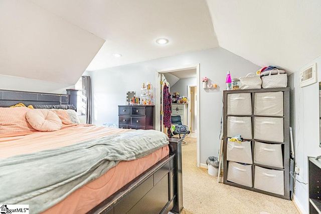 121 Amberwood Drive, Anderson, SC 29621