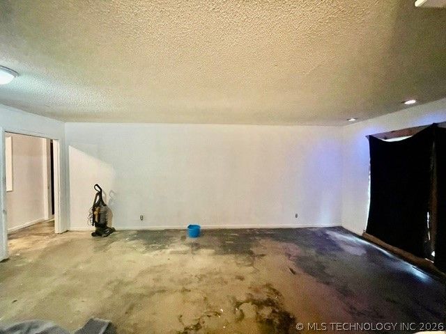 6021 S Joplin Avenue, Tulsa, OK 74135