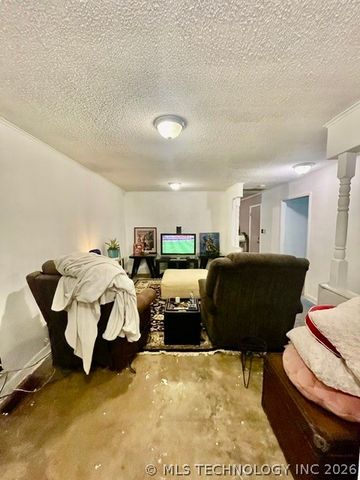 6021 S Joplin Avenue, Tulsa, OK 74135