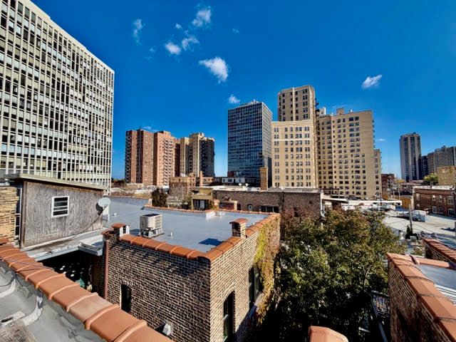 2349 N Cleveland Avenue G, Chicago, IL 60614