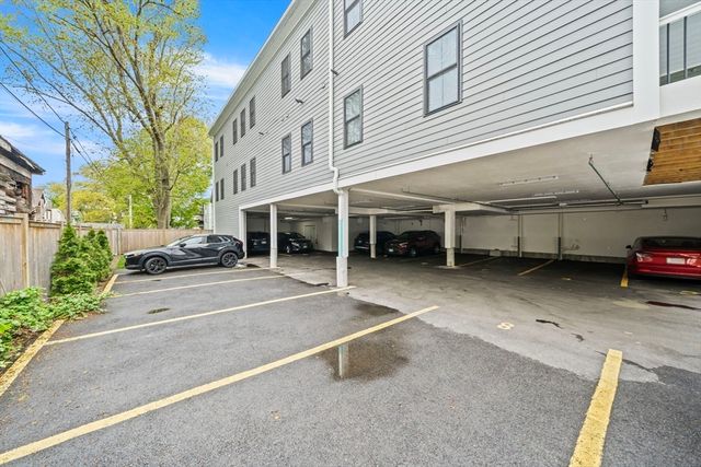 43 Withington St 3, Boston, MA 02124
