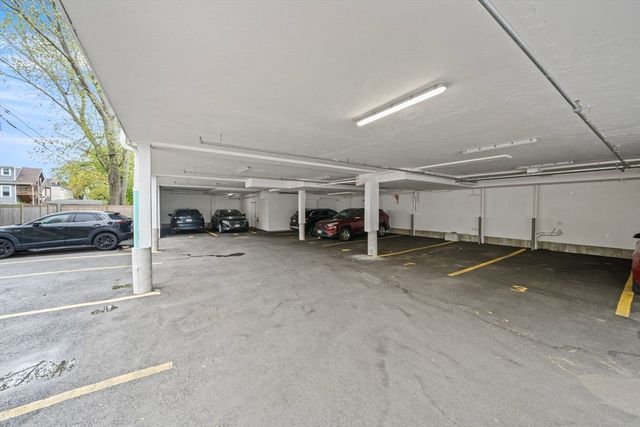 43 Withington St 3, Boston, MA 02124
