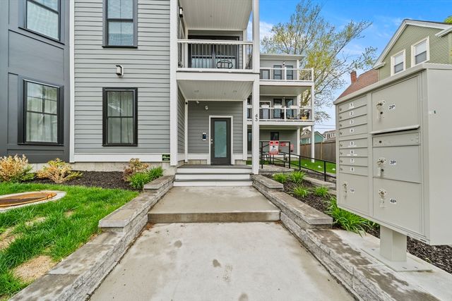 43 Withington St 3, Boston, MA 02124