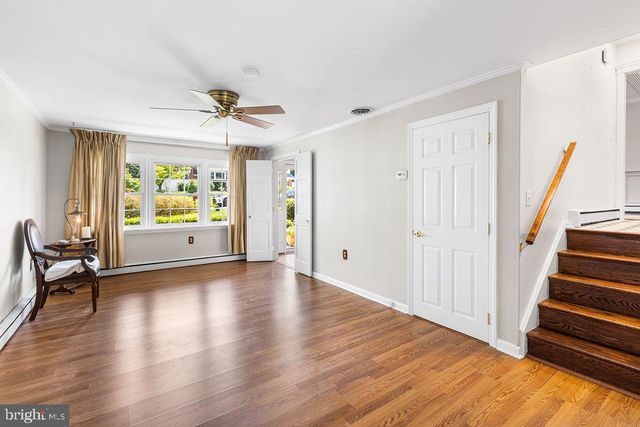 1221 PECKSNIFF RD, Wilmington, DE 19808