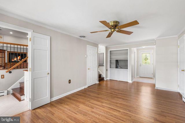 1221 PECKSNIFF RD, Wilmington, DE 19808