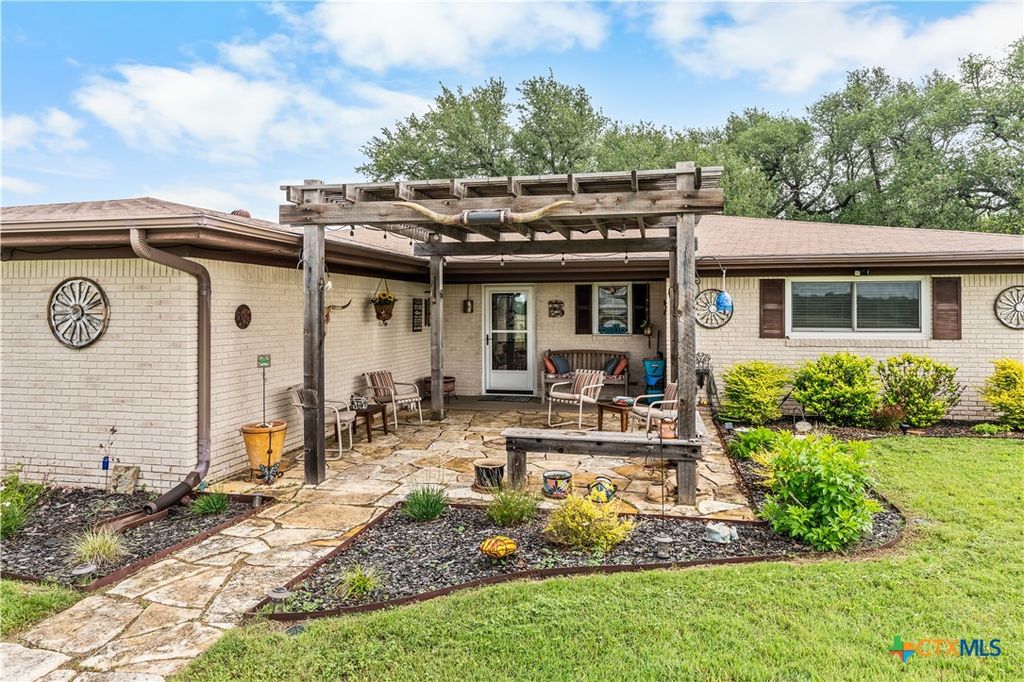 2911 Osage Road, Gatesville, TX 76528