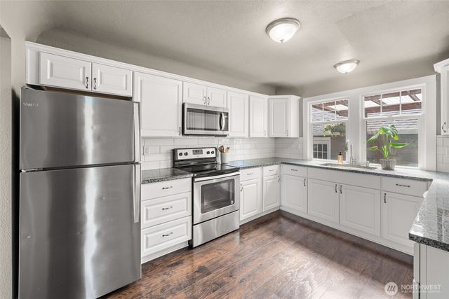 4720 62nd Ave E, Puyallup, WA 98371