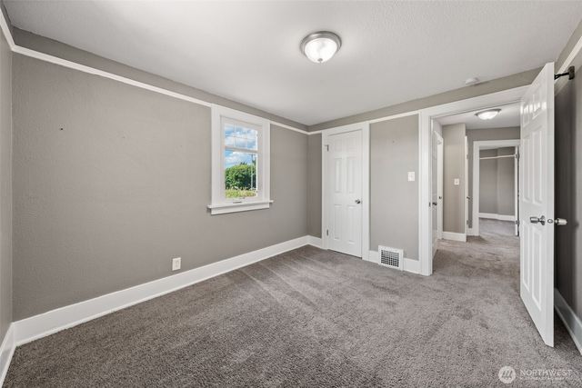 4720 62nd Ave E, Puyallup, WA 98371
