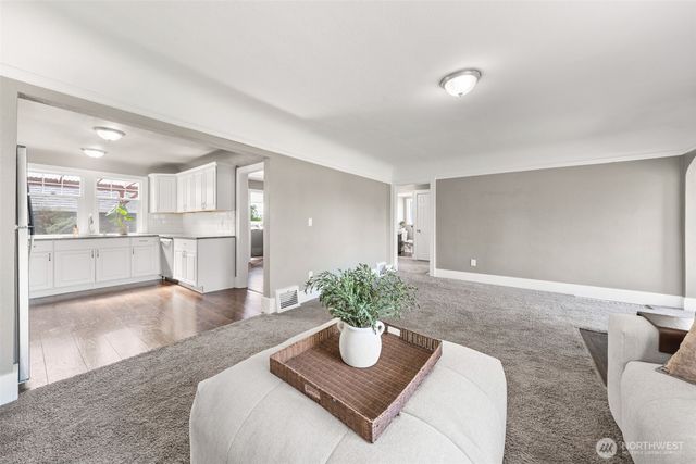 4720 62nd Ave E, Puyallup, WA 98371