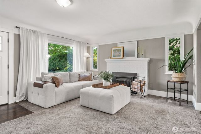 4720 62nd Ave E, Puyallup, WA 98371