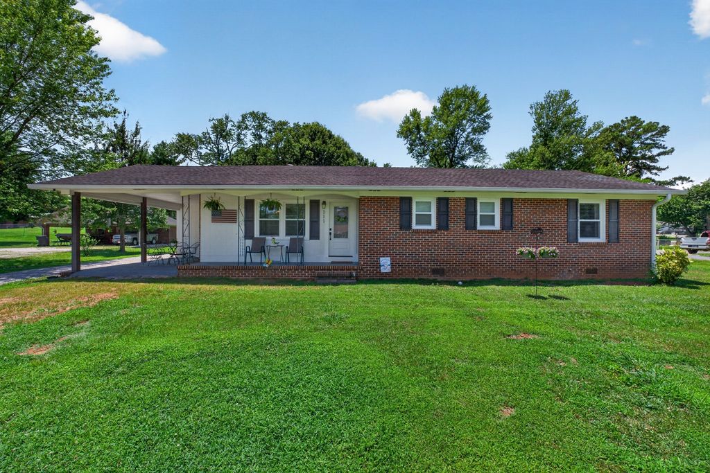 111 Westwood 5th Ave, Mcminnville, TN 37110