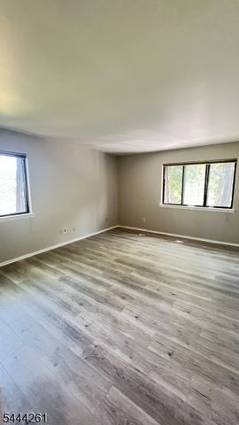 2231 Old Stone Mill Dr 2231, East Windsor Twp., NJ 08512