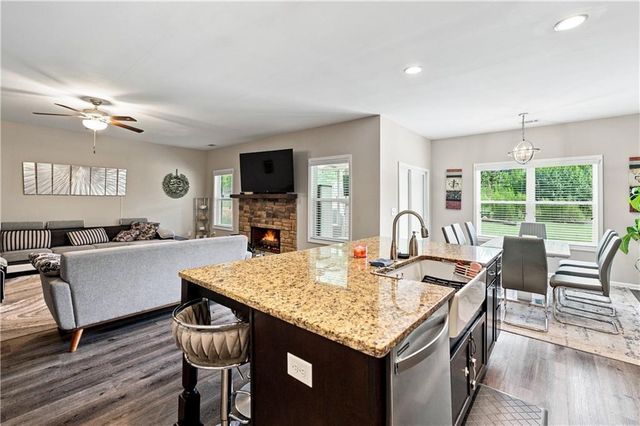 6314 Woodland Station Drive, Lula, GA 30554