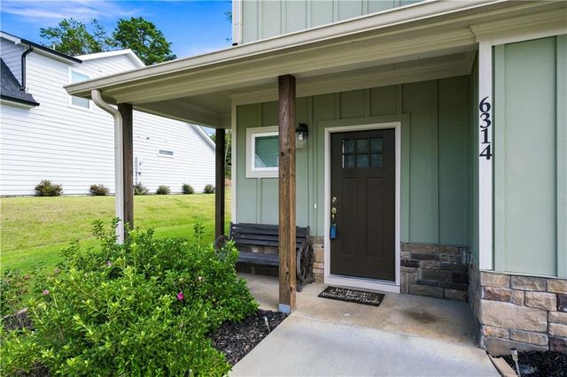 6314 Woodland Station Drive, Lula, GA 30554