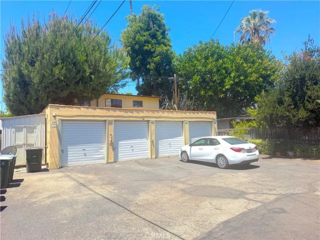 141 N Bonnie Avenue, Pasadena, CA 91106