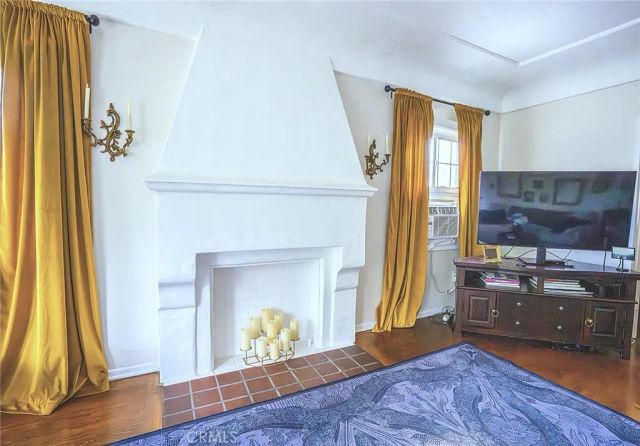 141 N Bonnie Avenue, Pasadena, CA 91106