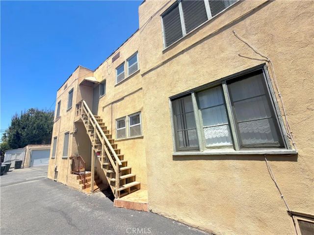 141 N Bonnie Avenue, Pasadena, CA 91106