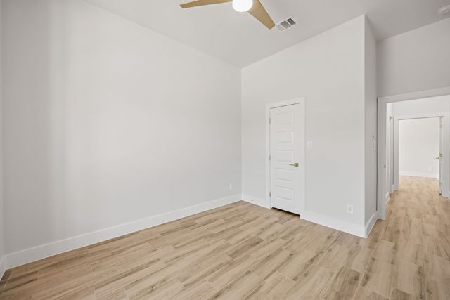 3201 NW 33rd Street, Fort Worth, TX 76106