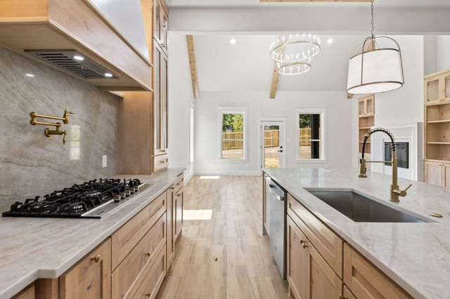 3201 NW 33rd Street, Fort Worth, TX 76106