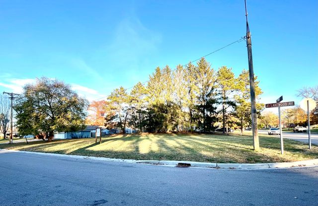 3970 Lakewood Avenue, White Bear Twp, MN 55110