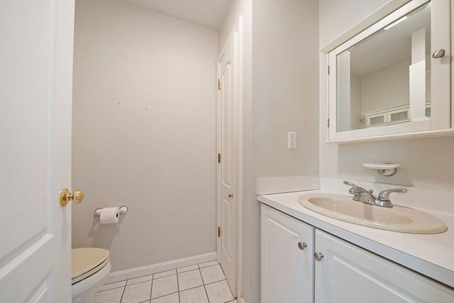 501 Auburn St 402, Whitman, MA 02382
