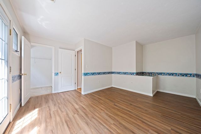 501 Auburn St 402, Whitman, MA 02382