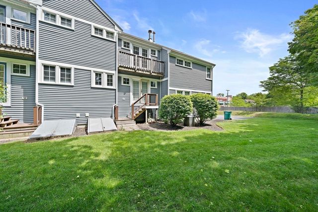 501 Auburn St 402, Whitman, MA 02382