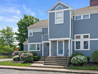 501 Auburn St 402, Whitman, MA 02382