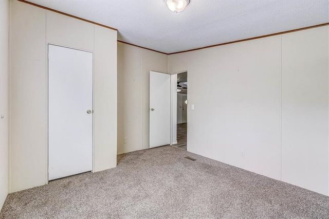 62 Portia Ave, Rockport, TX 78382