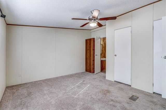 62 Portia Ave, Rockport, TX 78382