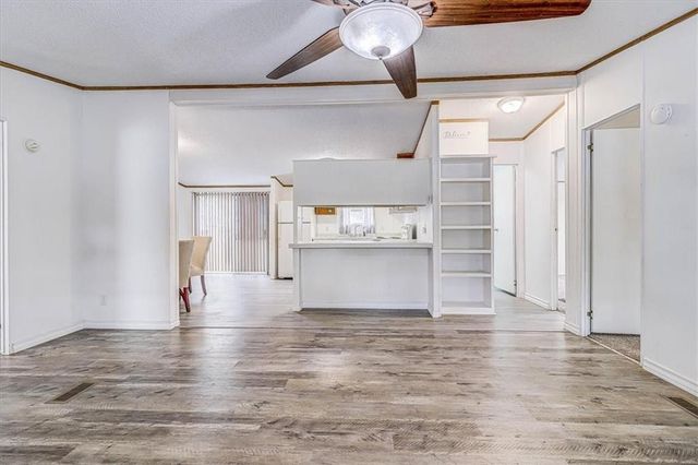 62 Portia Ave, Rockport, TX 78382