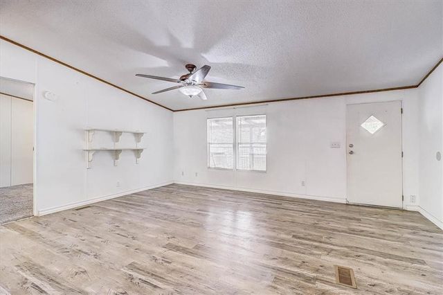 62 Portia Ave, Rockport, TX 78382