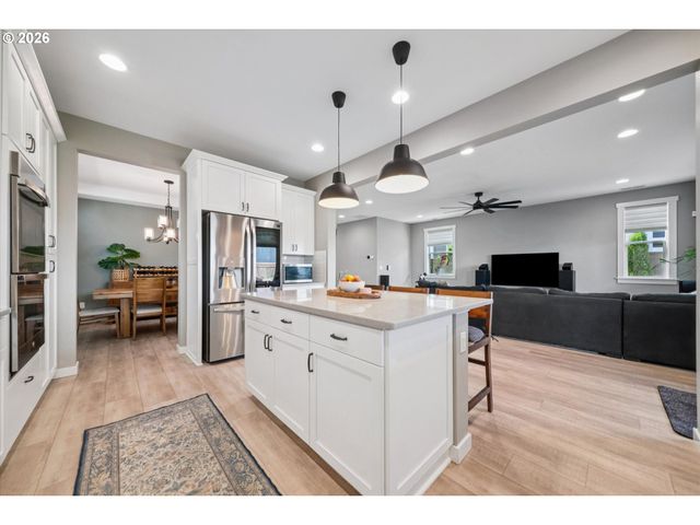 27757 Sw ALDER Ln, Wilsonville, OR 97070