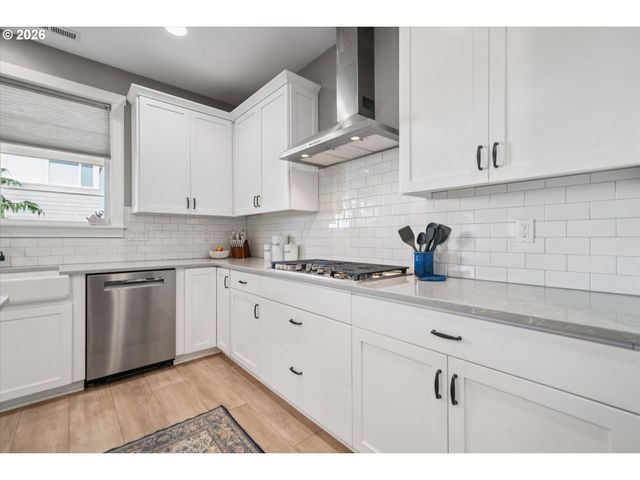 27757 Sw ALDER Ln, Wilsonville, OR 97070