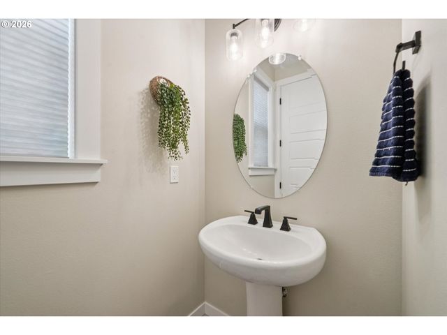 27757 Sw ALDER Ln, Wilsonville, OR 97070