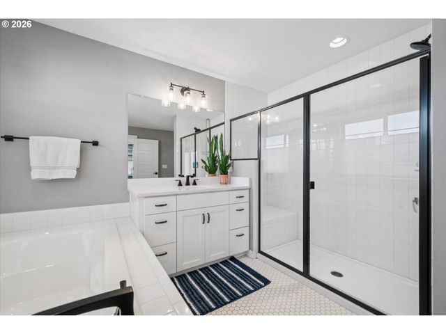 27757 Sw ALDER Ln, Wilsonville, OR 97070