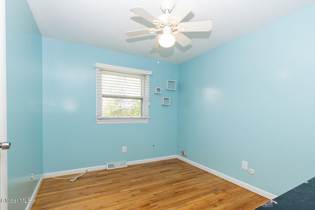 22 Hialeah Drive, Troy, NY 12182